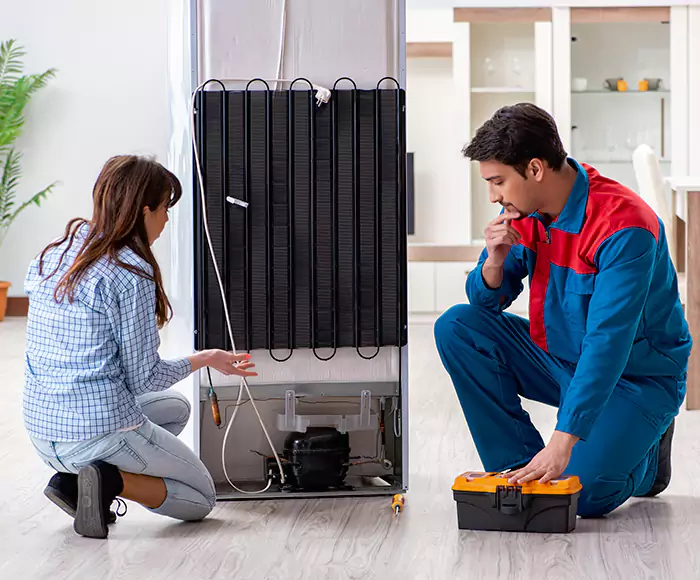 Skilled Cold Storage Specialists: Your Certified Commercial Fridge Repair Service Team in Estero, FL