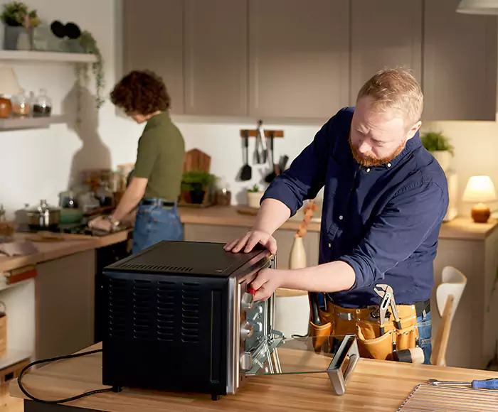 Top-Rated Oven Specialists: Your Certified Oven Repair Technician Crew in Estero, FL